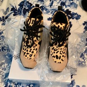 Ladies Steve Madden Sneakers size 6.5